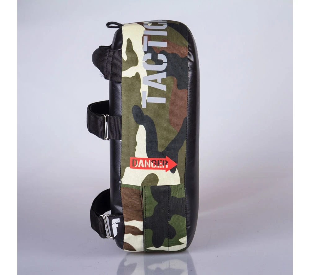 TRAINING Fighter Thai Kick Pad MAXI - - TACTICAL SERIES - Camo 11 TRAINING Fighter Thai Kick Pad MAXI - - TACTICAL SERIES - Camo