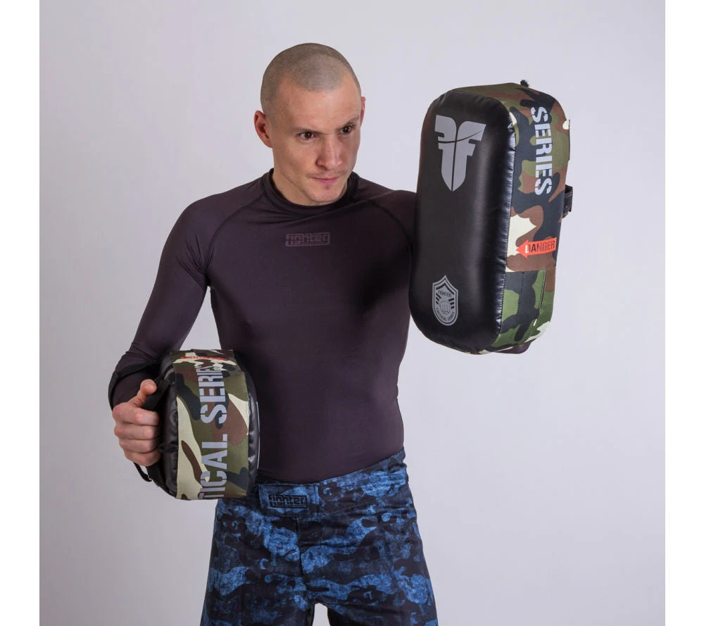 TRAINING Fighter Thai Kick Pad MAXI - - TACTICAL SERIES - Camo 12 TRAINING Fighter Thai Kick Pad MAXI - - TACTICAL SERIES - Camo