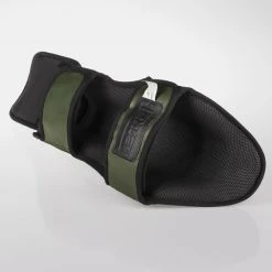 PROTECTION Fighter Thai Classic Shinguards - Khaki/black, JE1573GNB