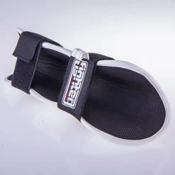 PROTECTION Shin Guard Fighter Ergo - White, FSG-001W