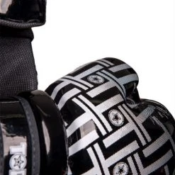 TopTen TOP TEN Glossy Black/White Prism Pointfighter Open-Hand Gloves 7 TopTen TOP TEN Glossy Black/White Prism Pointfighter Open-Hand Gloves