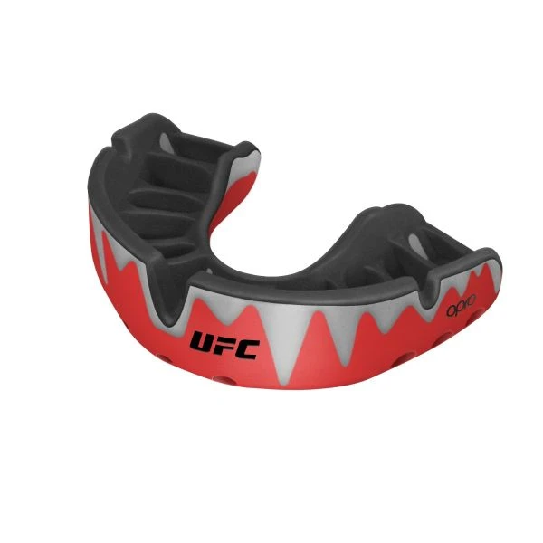 PROTECTION OPRO UFC Platinum Fangz - Black Metal/Red 002261001 3 PROTECTION OPRO UFC Platinum Fangz - Black Metal/Red 002261001